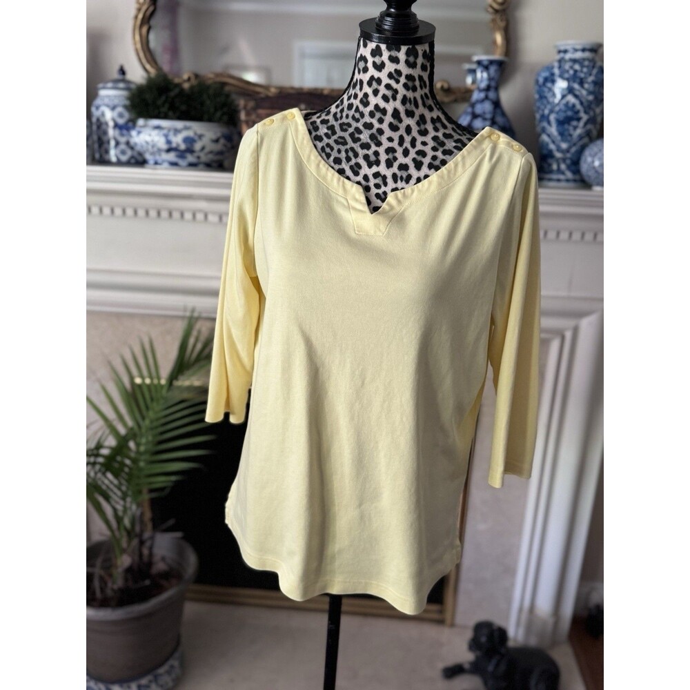LL Bean Top T-Shirt V- Neck  Short Sleeve Yellow Cotton Sz L 3/4 Sleeve Classic